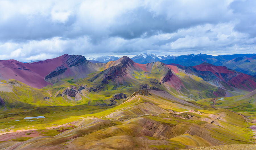 Beautiful mountains of Vinicunca.
